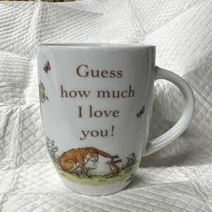 ❤️🐇White Mug with Mama Rabbit and Baby Rabbit Design.